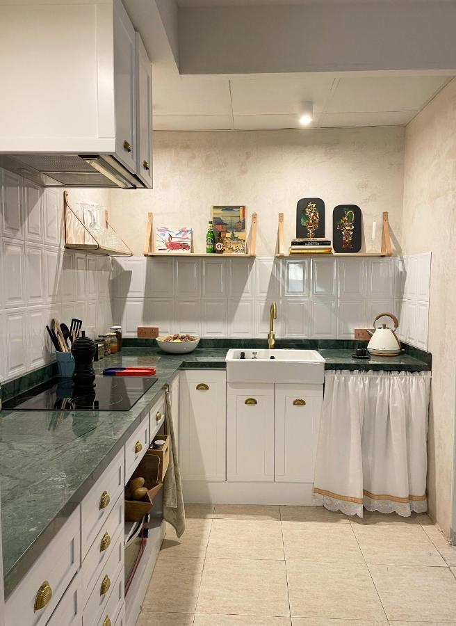 Serva La Bari Studio เซบีญา ภายนอก รูปภาพ